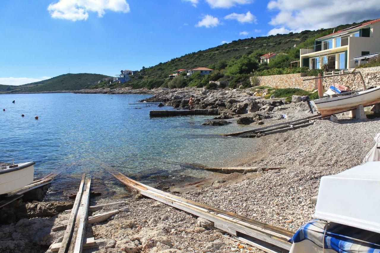 Apartments By The Sea Milna, Vis - 8895 Rukavac  Exterior photo
