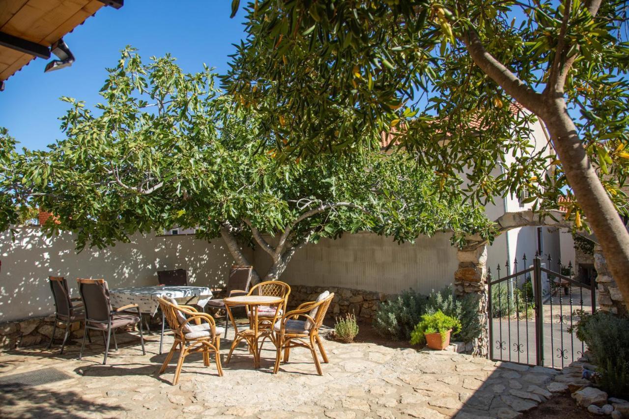 Apartments By The Sea Milna, Vis - 8895 Rukavac  Exterior photo